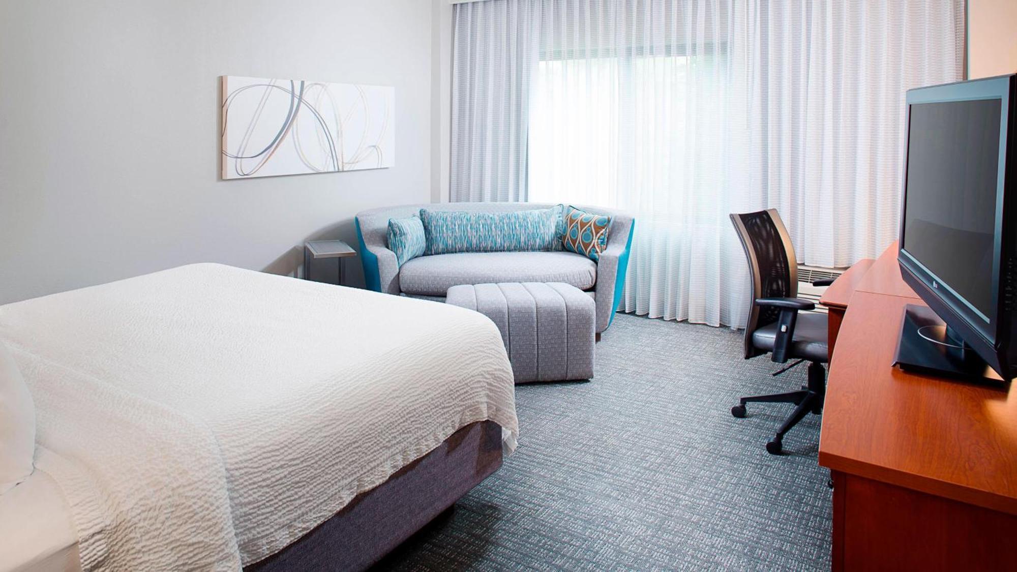 Hotel Courtyard By Marriott Roanoke Airport Exteriér fotografie
